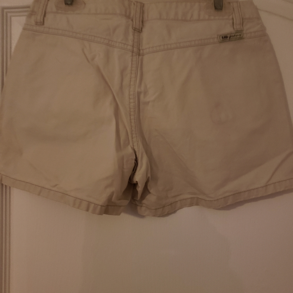 Shorts - Picture 2 of 2